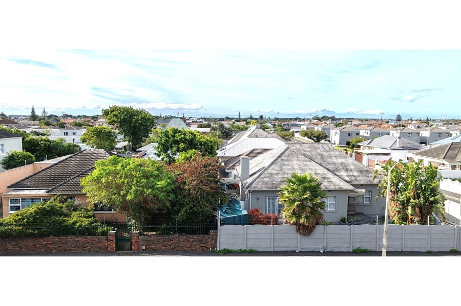 1 Bedroom Property for Sale in Heathfield Western Cape